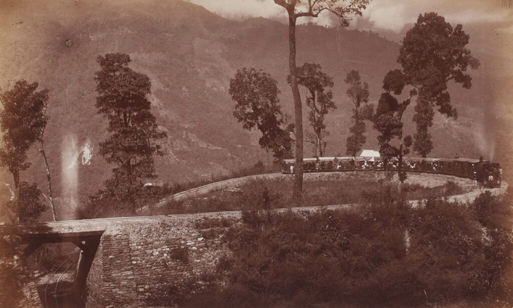 Tunnel Vision – An environmental history of Indian Railways - Alice Tredwell, Echoes of the Land, Environment, featured, Railway, Samuel Bourne, trains