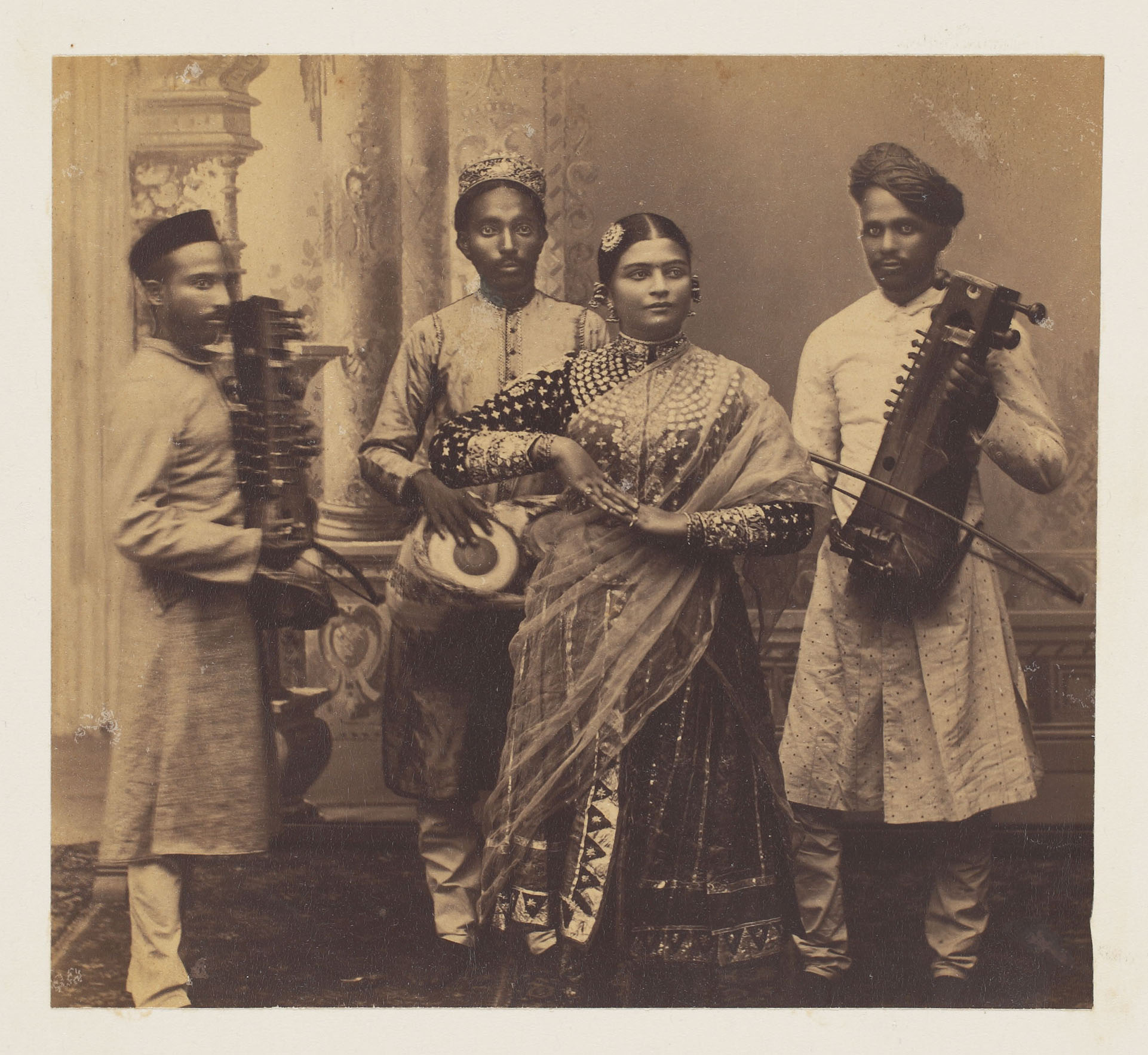 “These women were the Madhuri and Sridevi of their times” - 19th Century Photography, courtesan, Dance, Delhi, Forgotten Files, Lucknow, nautch girl, Textiles, Thanjavur